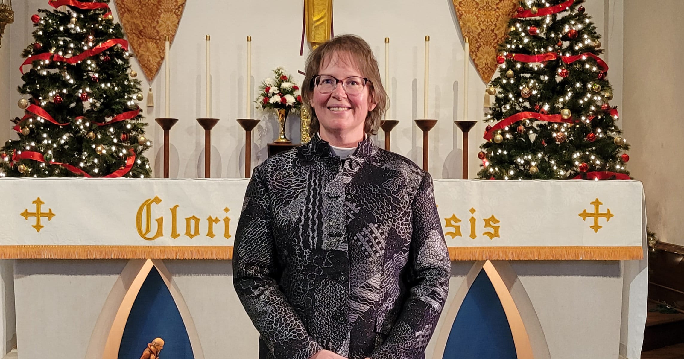 1991 AHS graduate Heather Barta now serves as an Episcopal priest.